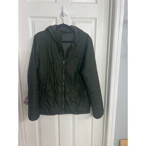 Men Under Armor puffer Jacket olive green size M with hoodie and pockets.